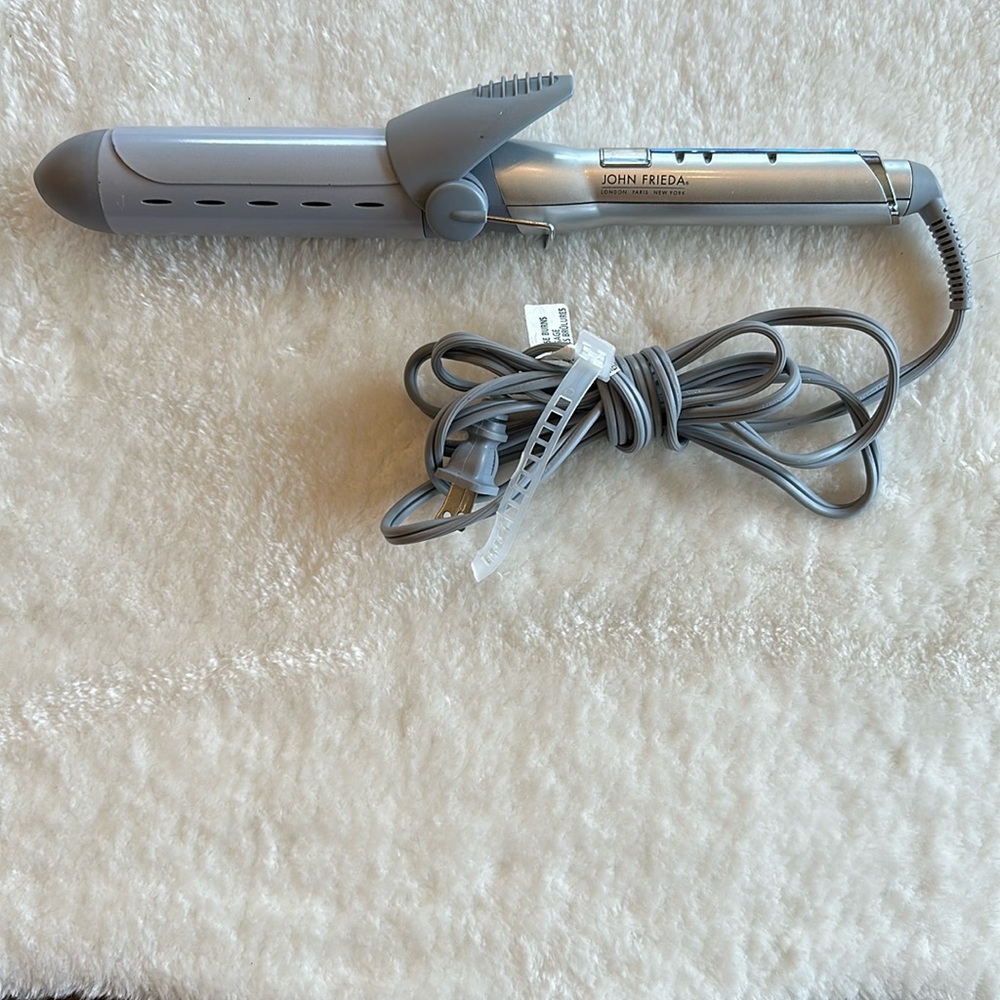 John Freida curling iron